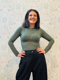 T-shirt manica lunga Bodycon Barchetta