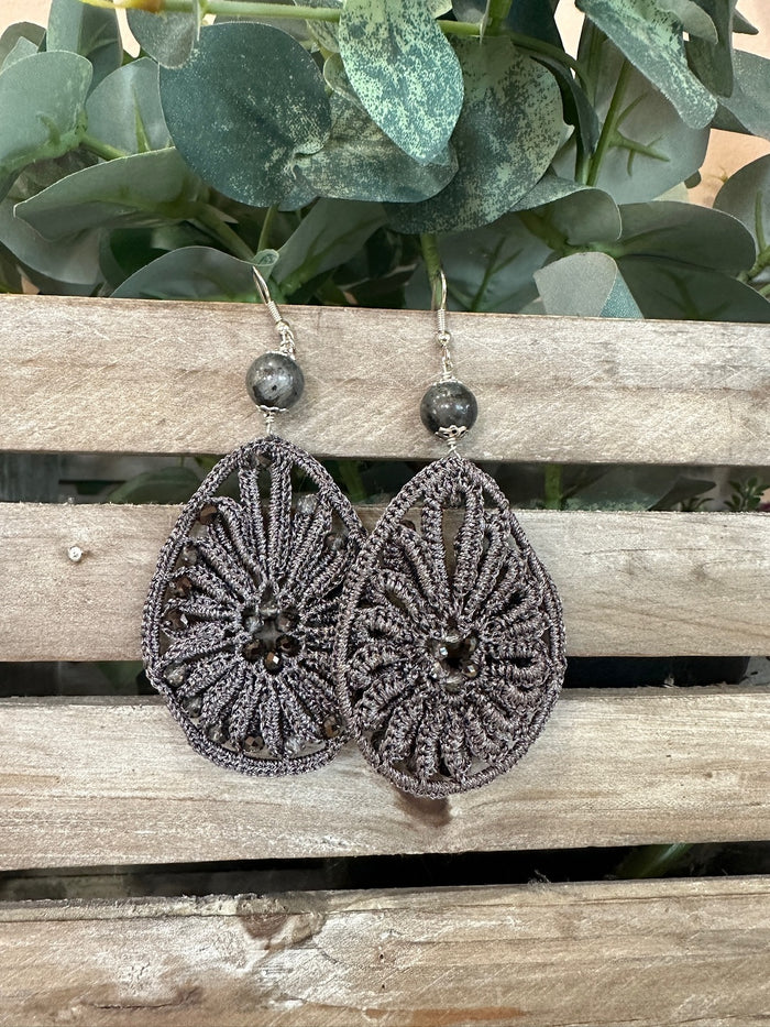 Orecchini Macramè Grigio Antracite - Accessori Moda Donna Made in Italy Artigianali