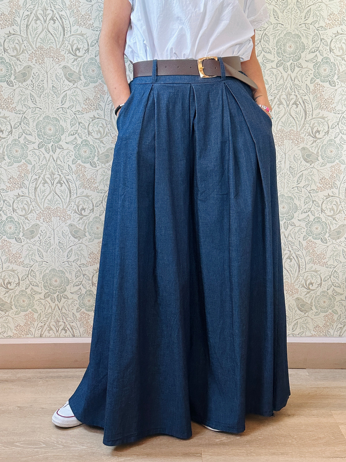 Pantagonna Malaga - Abbigliamento Moda Donna Made in Italy
