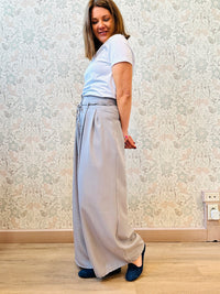 la valigia a pois Pantalone Palazzo Milano