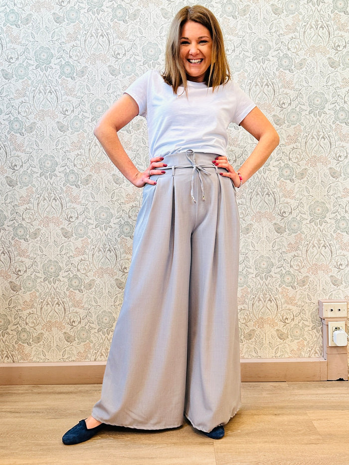 la valigia a pois Pantalone Palazzo Milano