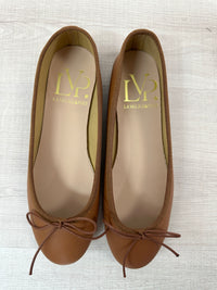 Ballerine in nappa color cuoio, con laccetto fiocchetto. Artigianali e  Made in Italy. Numeri Disponibili dal 36 al 42. Calzata Regolare 
