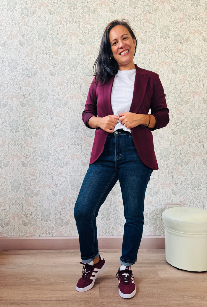 Blazer da donna, bordeaux, leggero, aperto. 