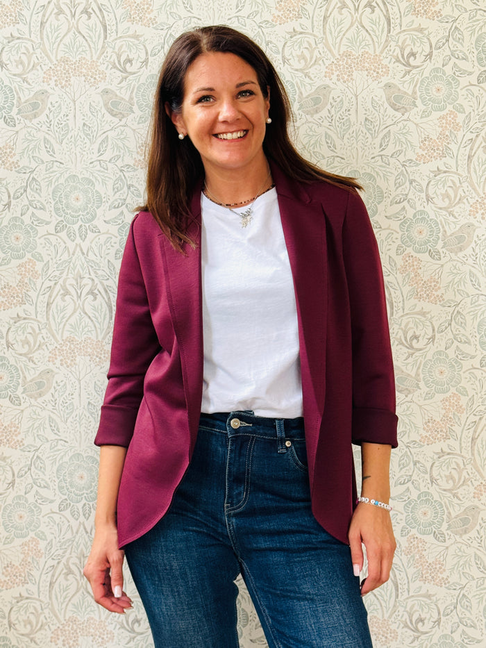 Blazer da donna, bordeaux, leggero, aperto. 