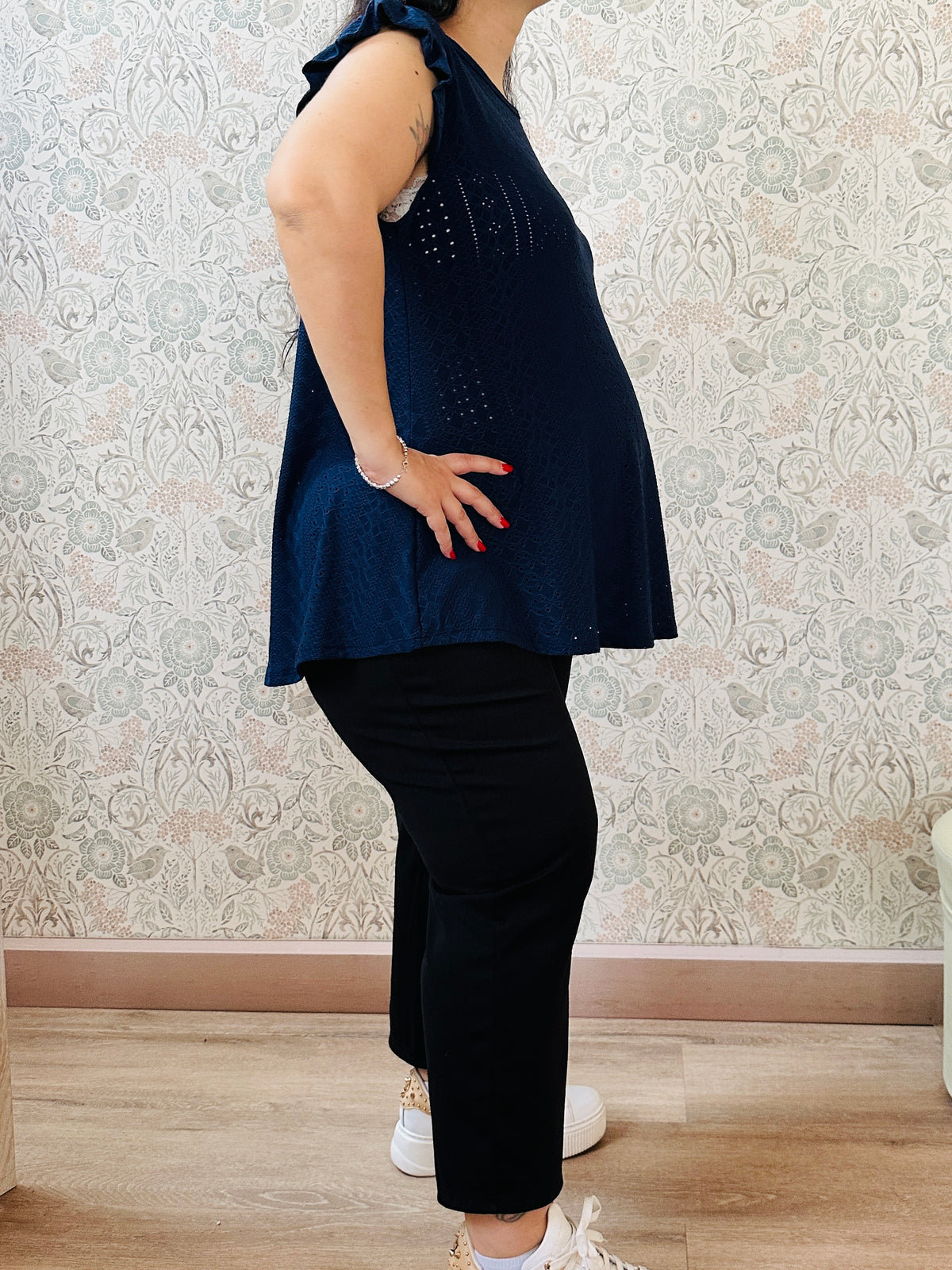 Blusa Curvy Volant - Abbigliamento Moda Donna Made in Italy