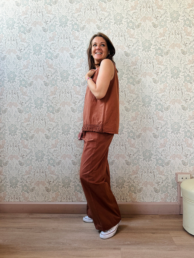 Completo Donna Toscana Marrone dettagli sangallo  - Abbigliamento Moda Donna Made in Italy