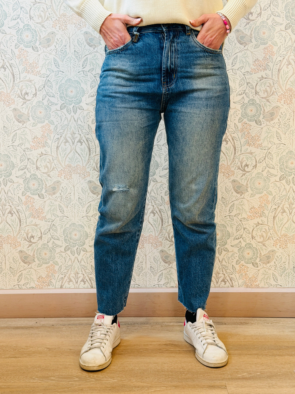Jeans slim sfrangiato