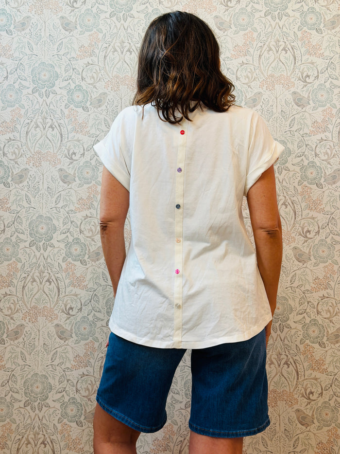 T-shirt bottoncini