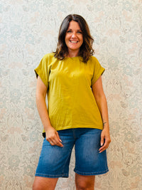 T-shirt bottoncini