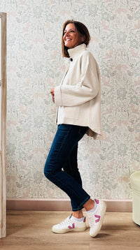 LVP Cardigan All Season