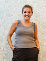 Beige Tortora