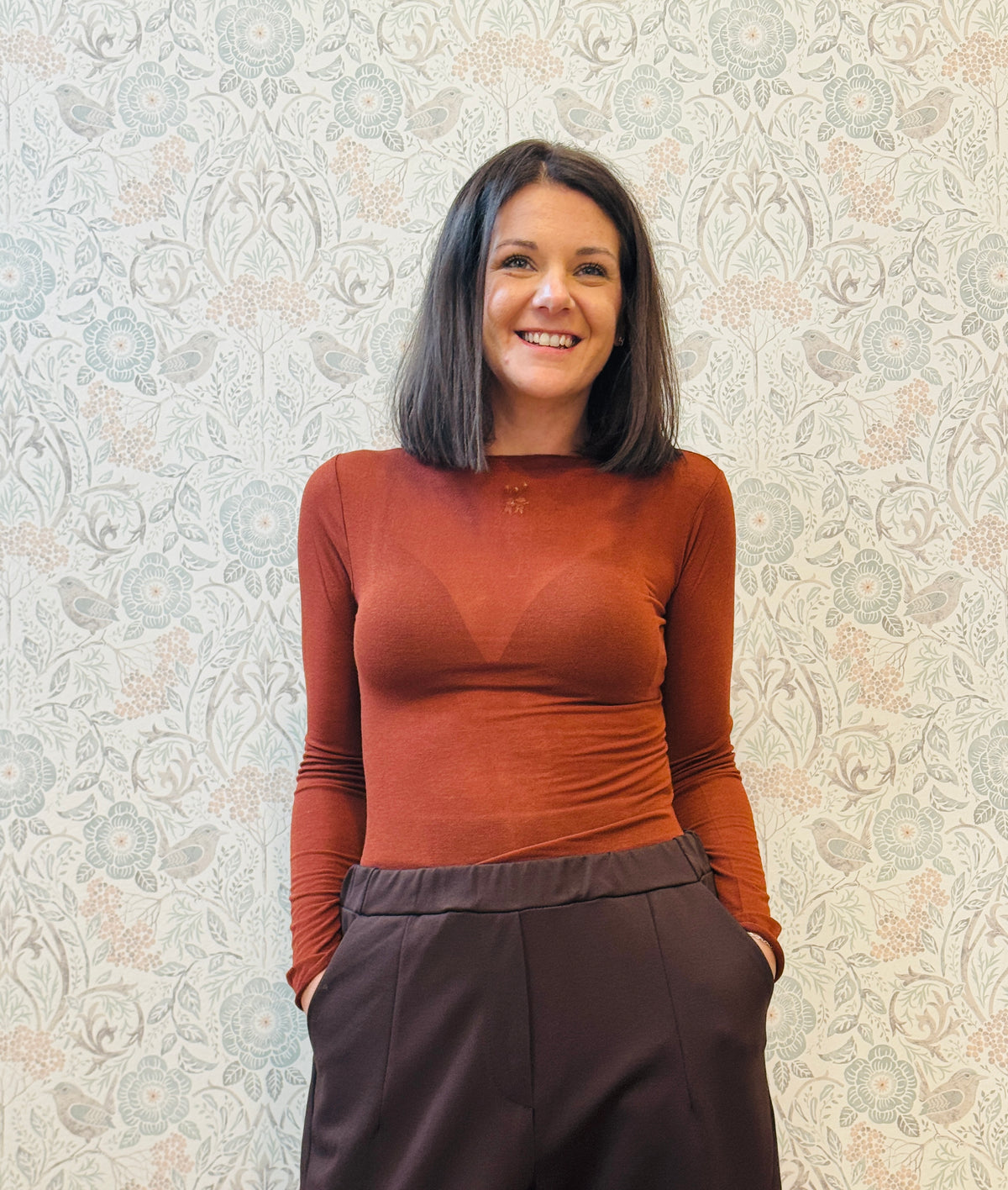 T-shirt manica lunga Bodycon Barchetta