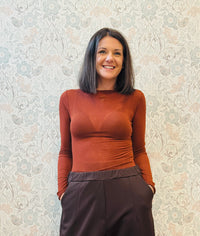 T-shirt manica lunga Bodycon Barchetta