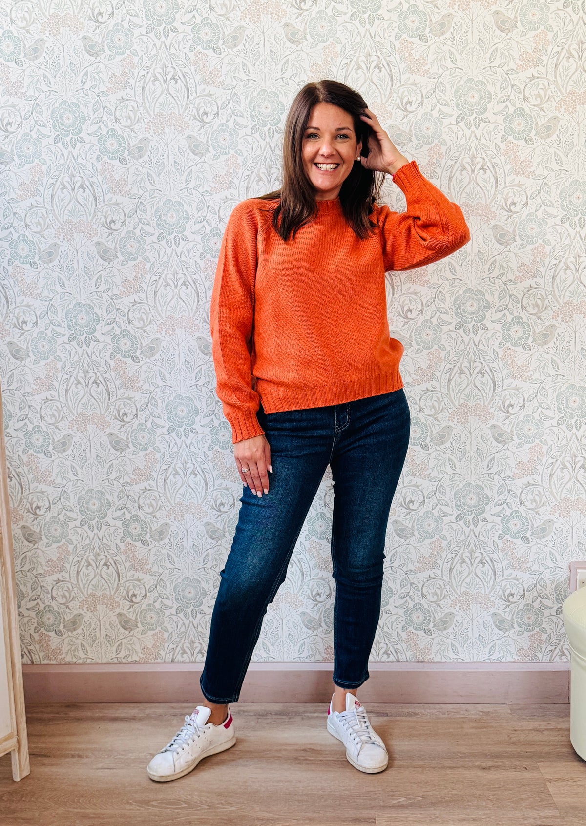 Maglione misto lana, a trama grossa con scollo all'americana e taglio regolare. Taglia unica consigliata fino alla 44/46. Outfit Must-Haves Made in Italy 