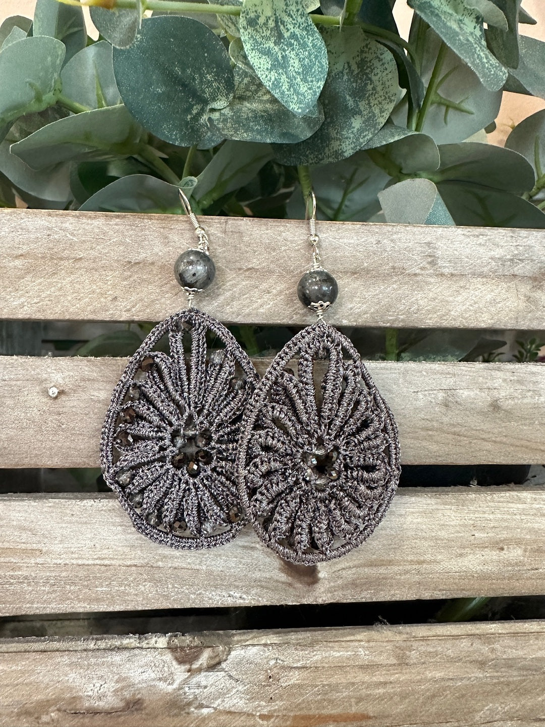 Orecchini Macramè Grigio Antracite - Accessori Moda Donna Made in Italy Artigianali