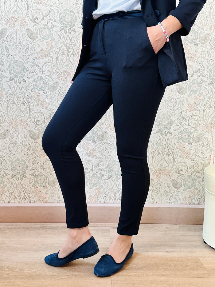 Pantalone Victoria Blu - Abbigliamento Donna Made in Italy Must Have