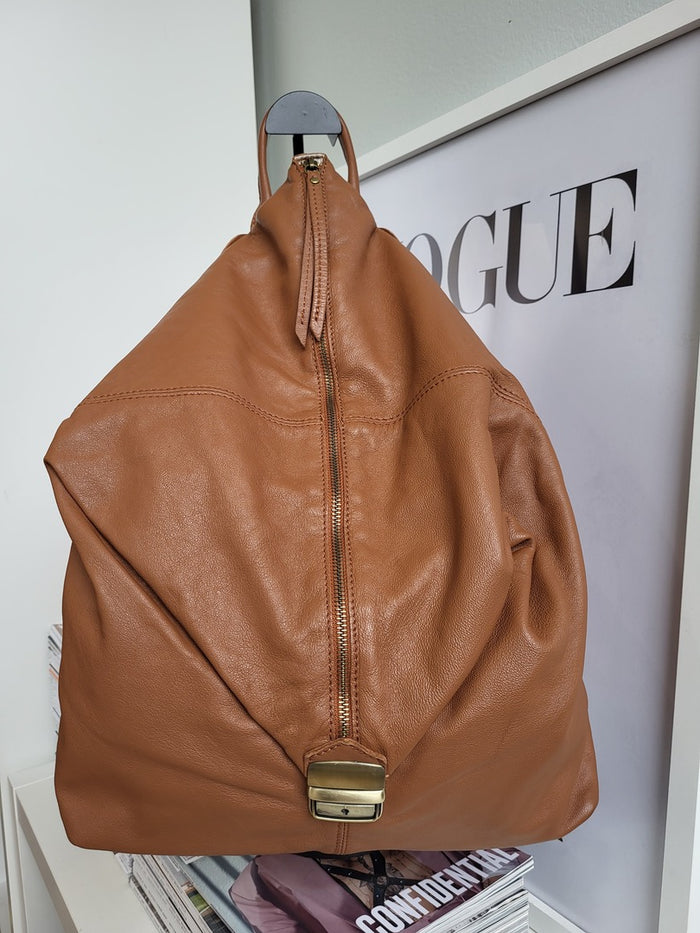 Zaino Triangolo Vera Pelle  Marrone Cuoio - Accessori Unisex Made in Italy 