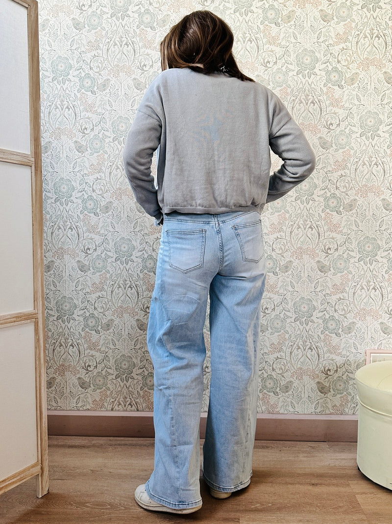 Jeans donna chiari a vita alta, a zampa, morbidi e comodi.